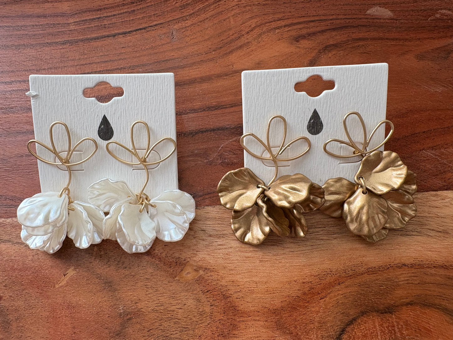 Pearl/Gold Petal Earrings